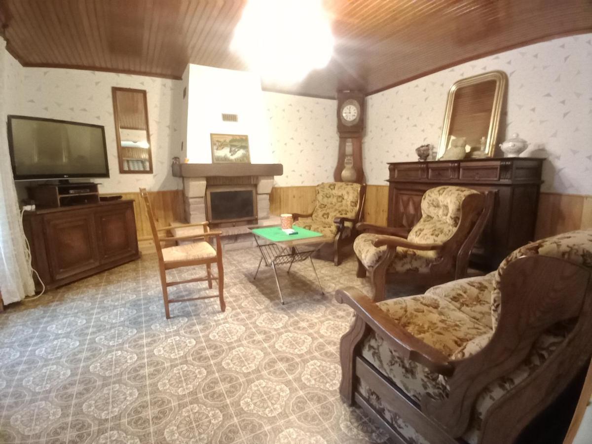 Maison Avec Jardin Entre Cordes/Ciel Et Monesties Salles  ภายนอก รูปภาพ